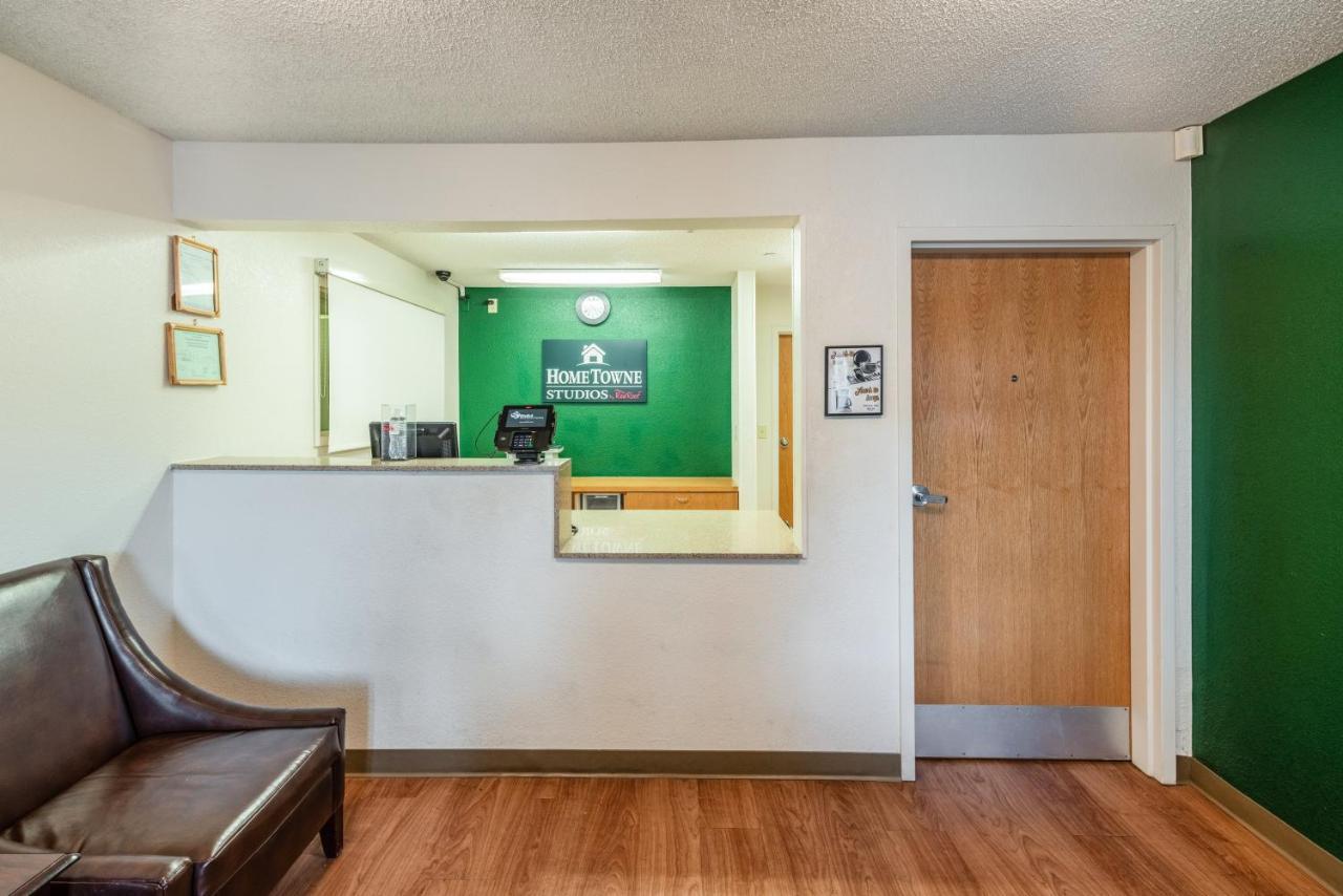 Hometowne Studios By Red Roof Spokane - Valley Spokane Valley Exterior photo