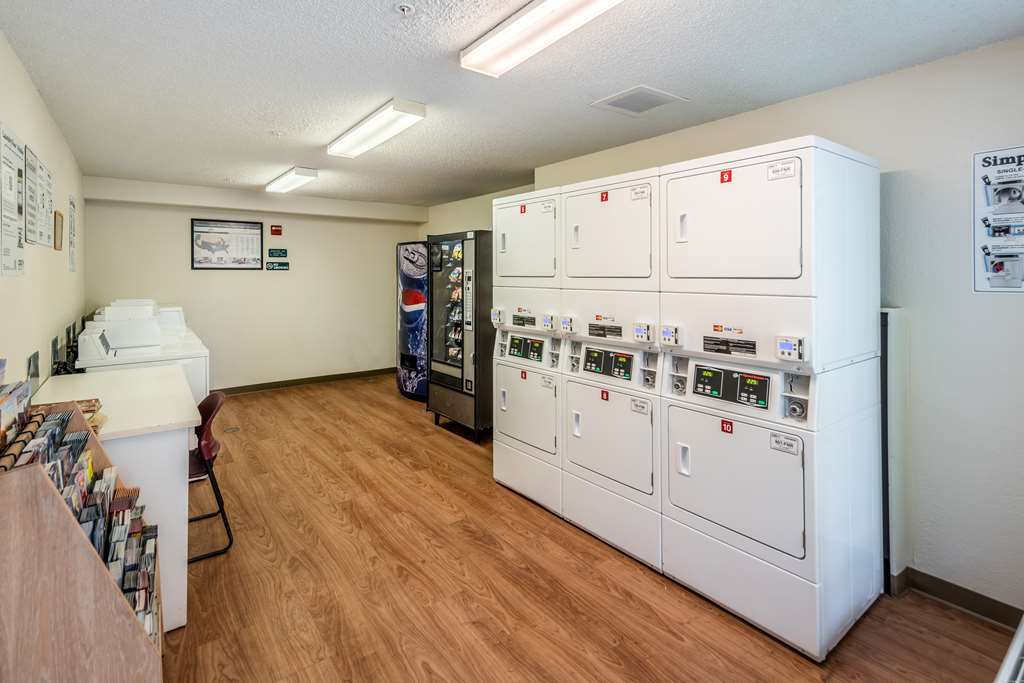 Hometowne Studios By Red Roof Spokane - Valley Spokane Valley Facilities photo